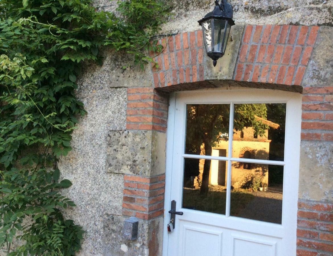La Maison Du Pinier Breuil-Barret エクステリア 写真