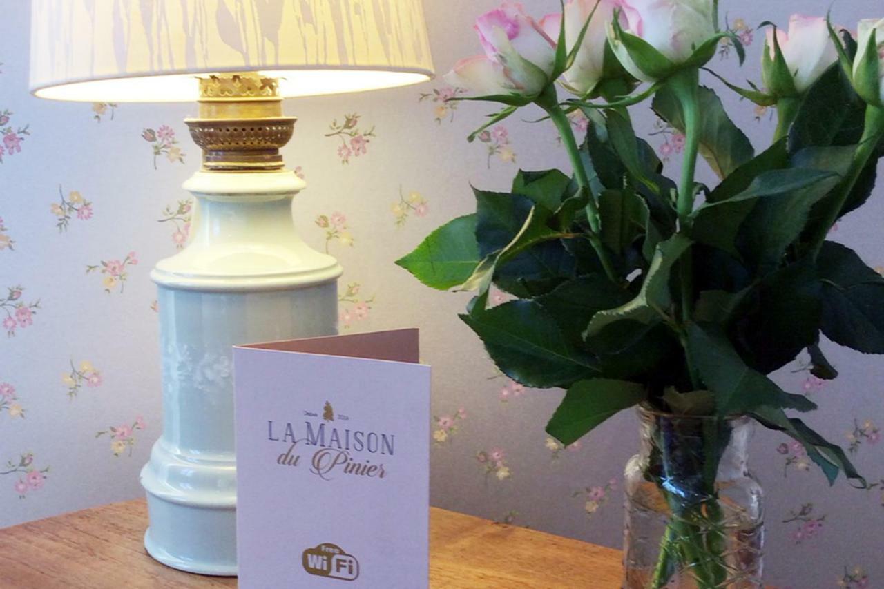 La Maison Du Pinier Breuil-Barret エクステリア 写真
